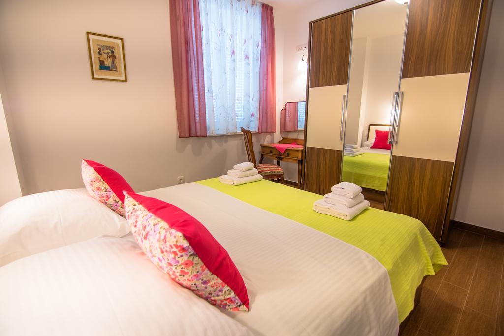 Apartment Vita Palit Exterior photo